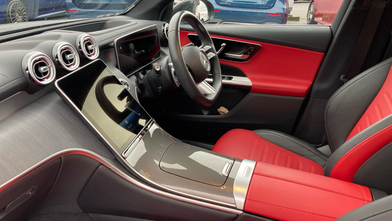 Mercedes-Benz GLC 300d 4Matic AMG Line Premium + 5dr 9G-Tronic Diesel Estate